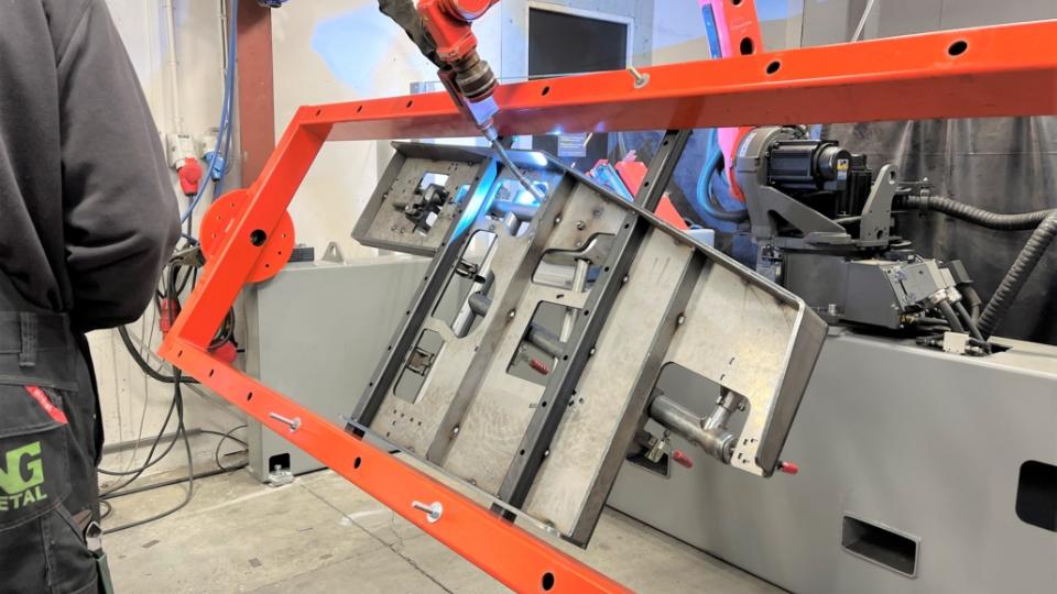 One robot does what 6 manual welders can do