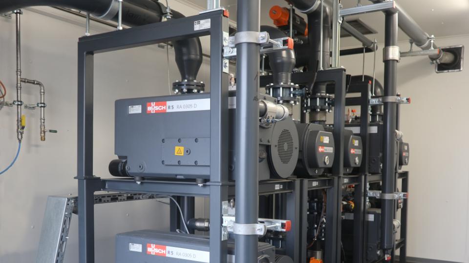 Centraliseret vakuumforsyning giver energieffektiv og sikker pakning