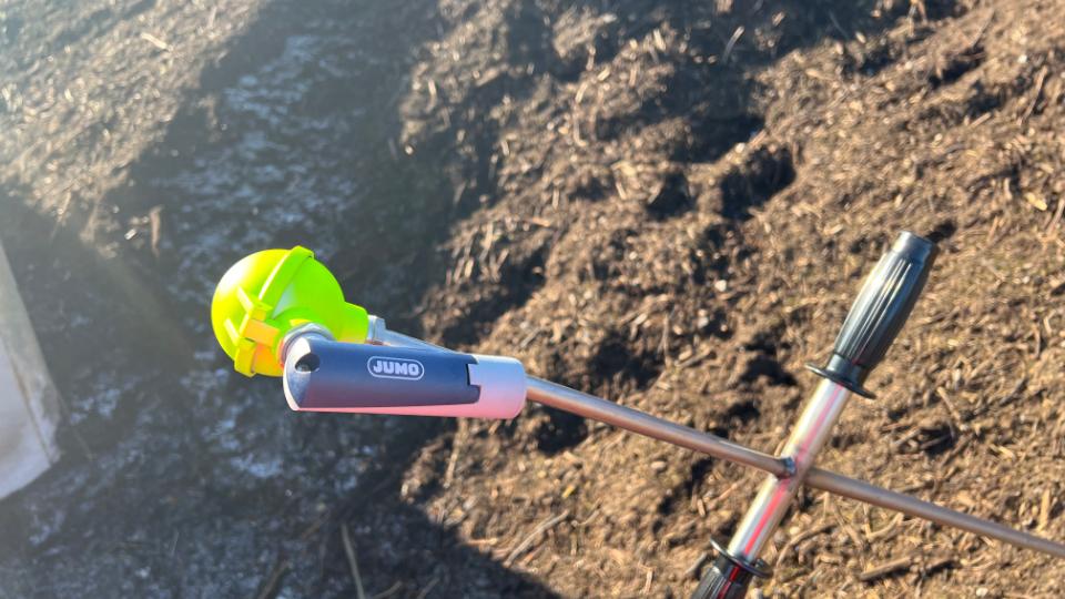 Customised solution for Kerteminde Forsyning The challenge: Efficient monitoring of compost temperature