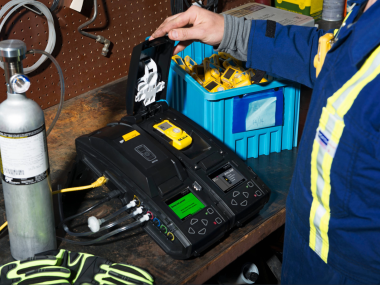 Duotec har siden virksomhedens opstart specialiseret sig i rådgivning, salg og service af måleinstrumenter til måling af gas, og herunder gasdetekteringsinstrumenter.